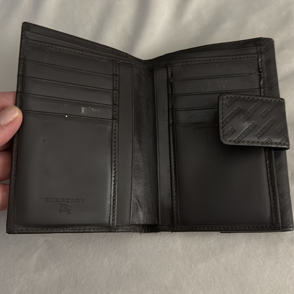 Burberry Wallet - Picture 6 of 10